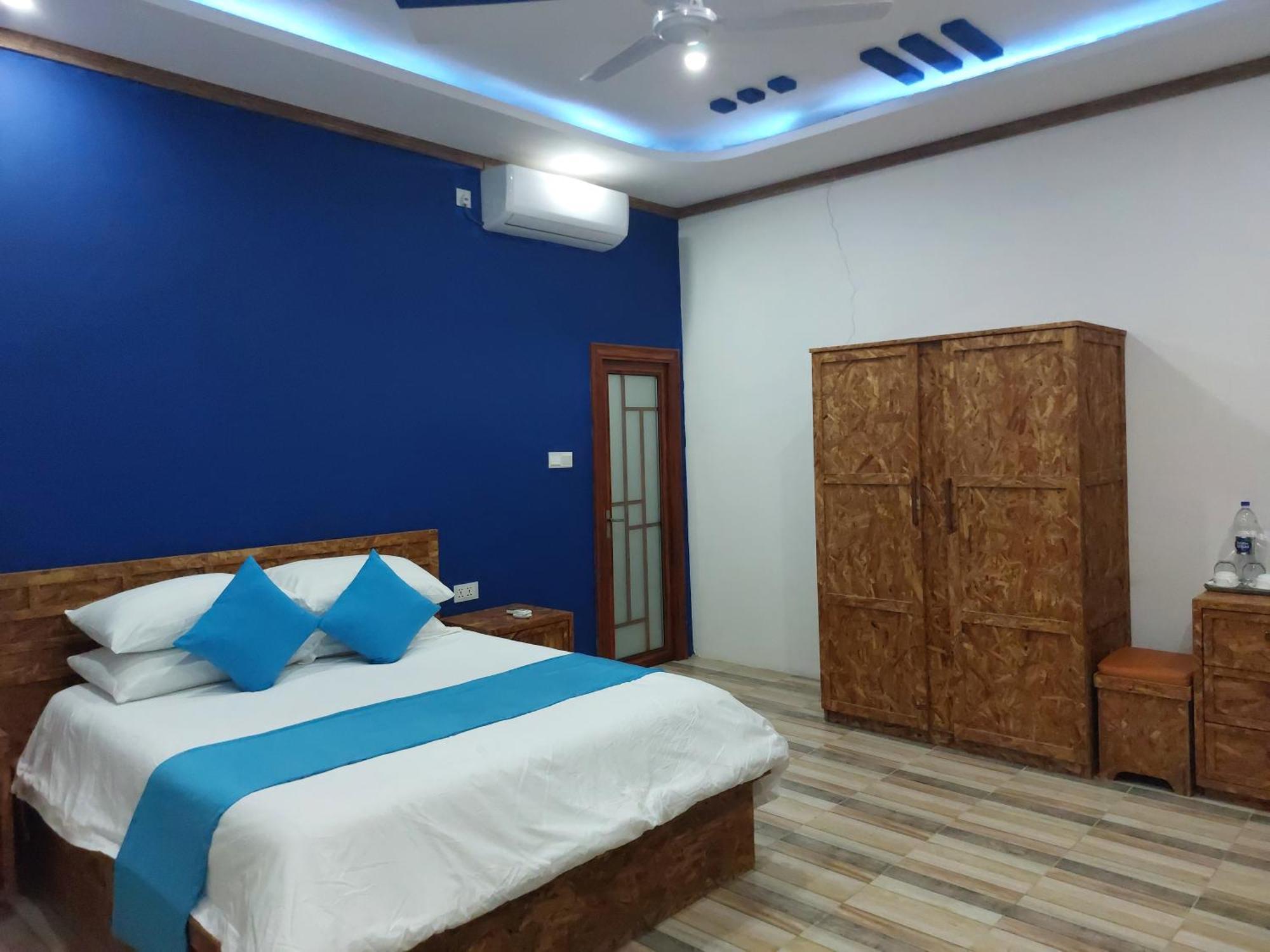 Emzaz Blue Lagoon Ugoofaaru Exterior photo
