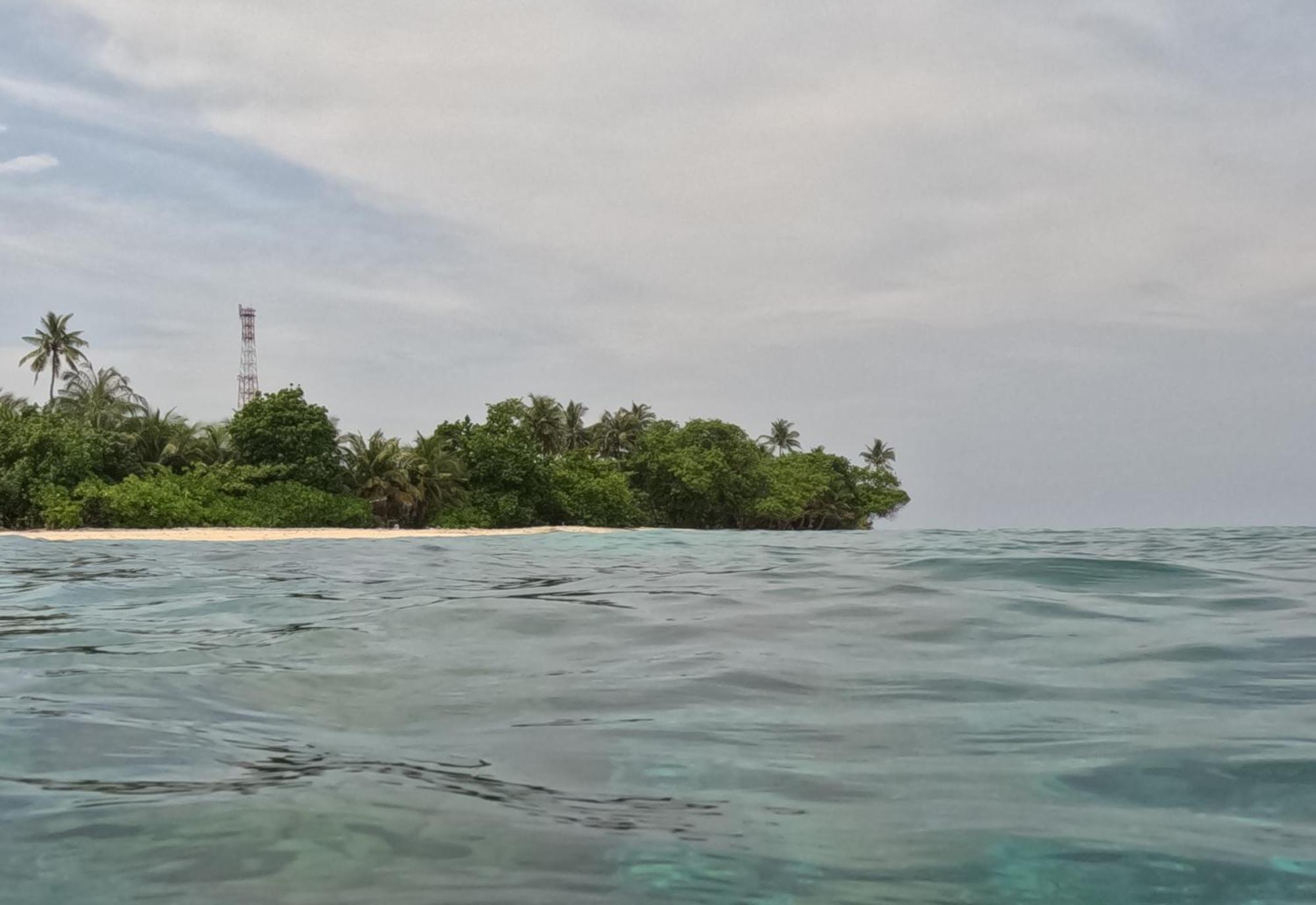 Emzaz Blue Lagoon Ugoofaaru Exterior photo